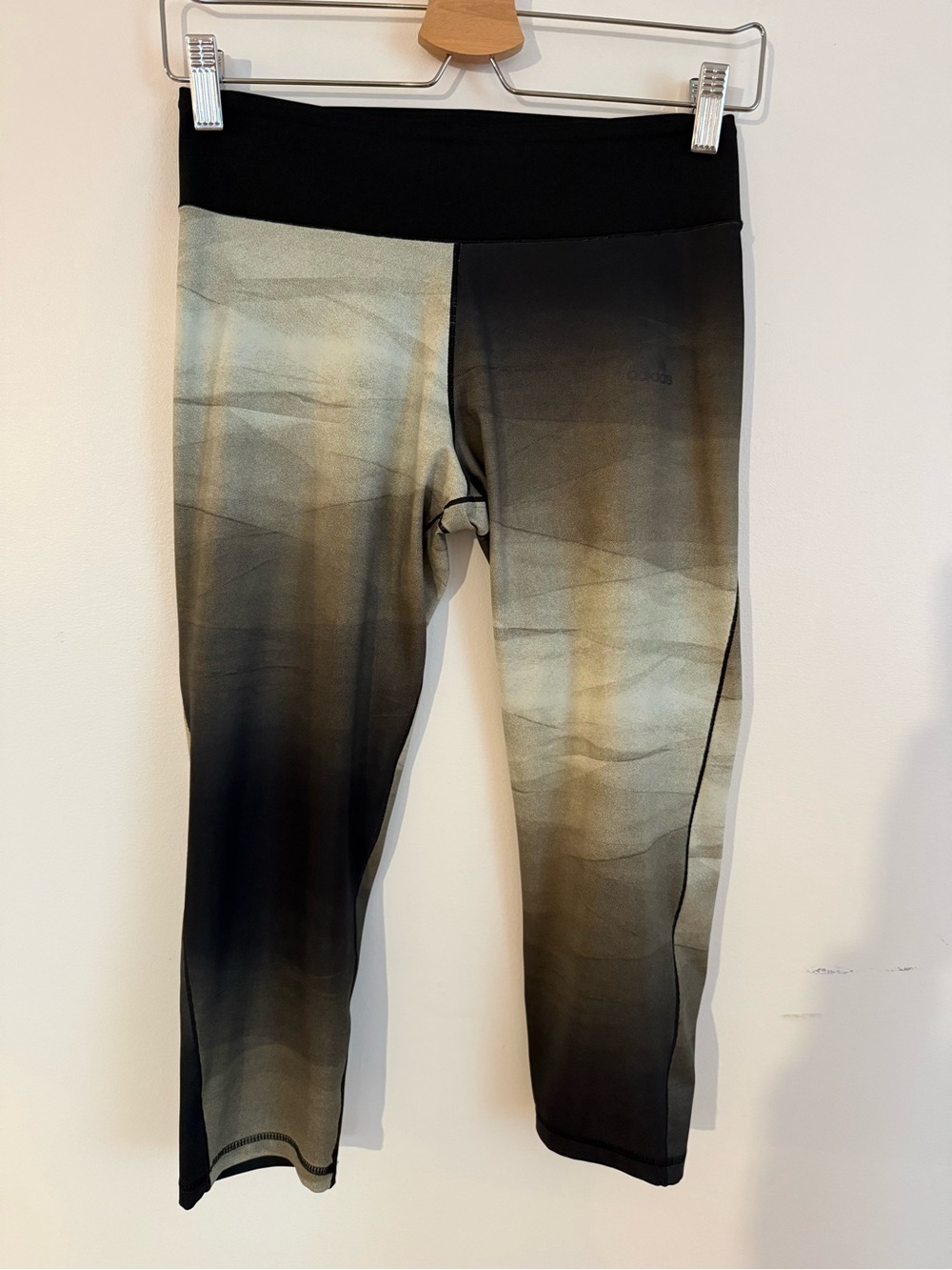 Adidas Climalite Abstract Print Capri Leggings Black Grey Size S